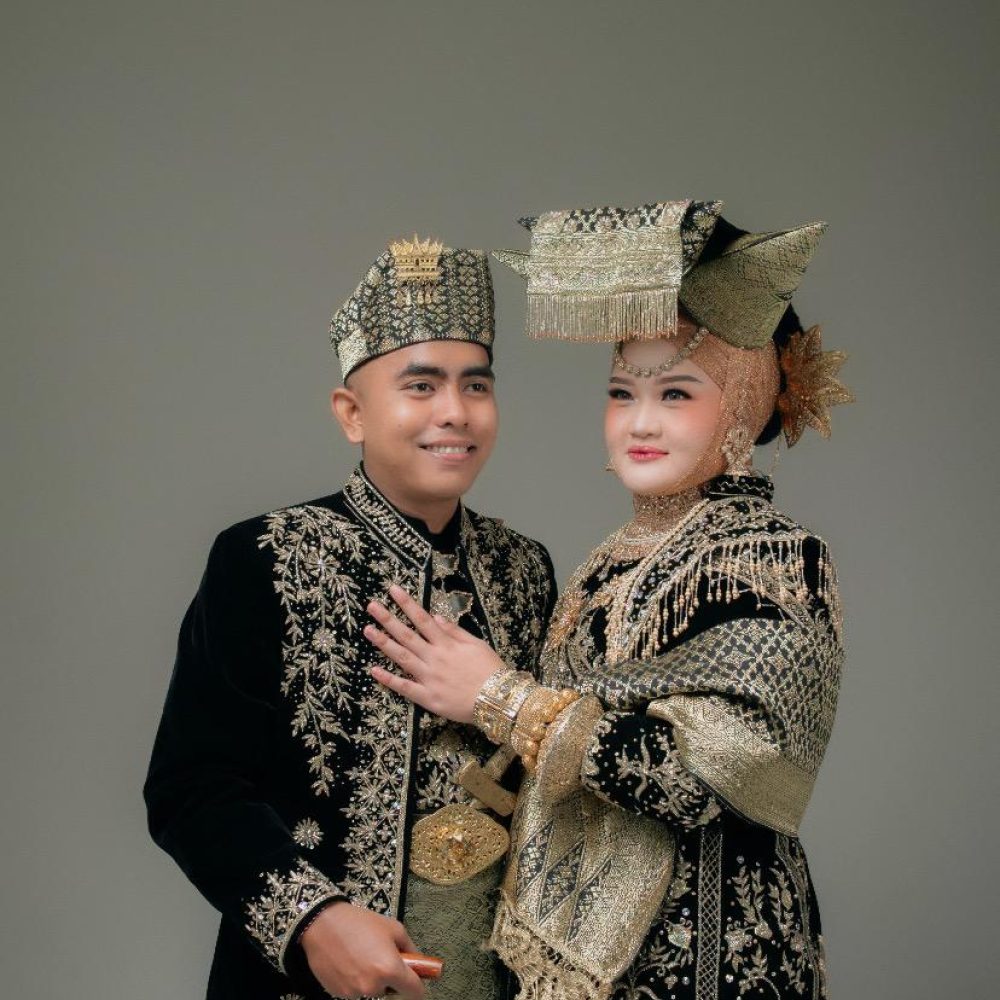 ACEB4A42-5DFF-4524-807D-3C97E117B40C-1