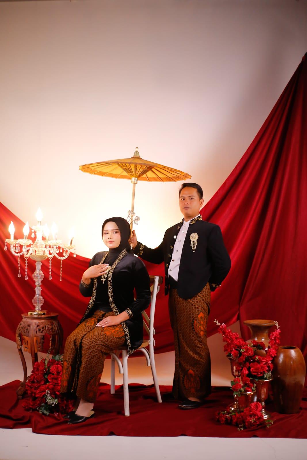 1000489406 1000489406